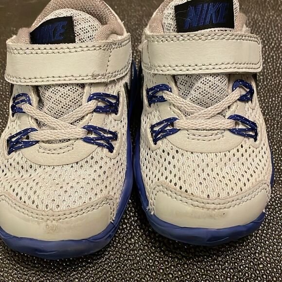 Nike Lunarglide 4 Baby Sneakers size 4C - Picture 7 of 7